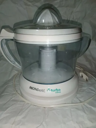 Espremedor Turbo citrus da Mônica novo