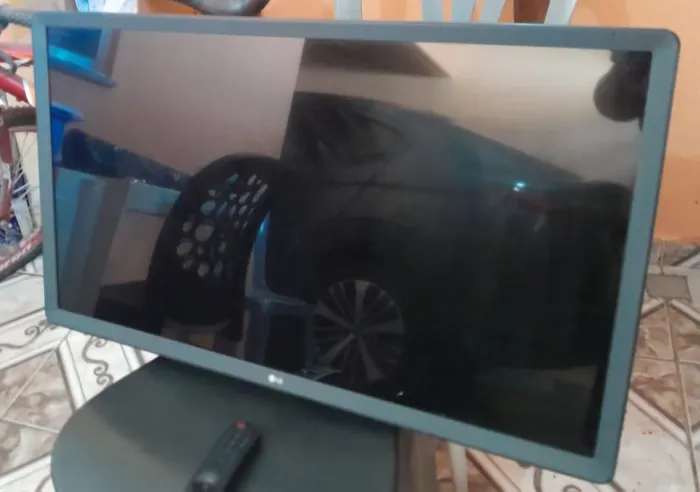 Vendo tv LG 32 polegadas 