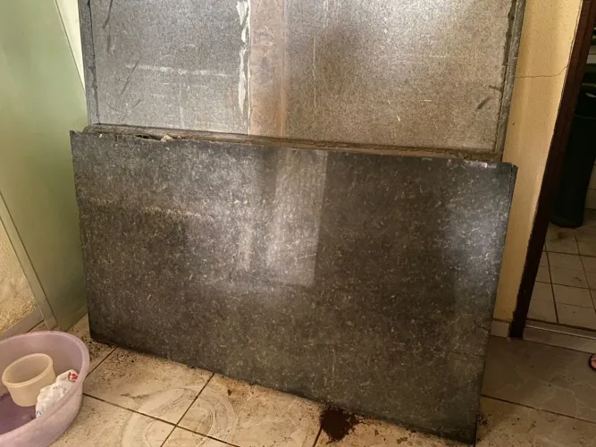 Pedras de Granito Preta e Rosa