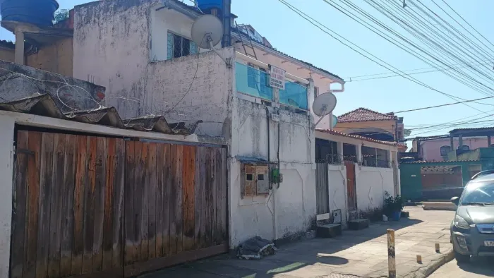 Terreno com fração à venda em Nova Iguaçu