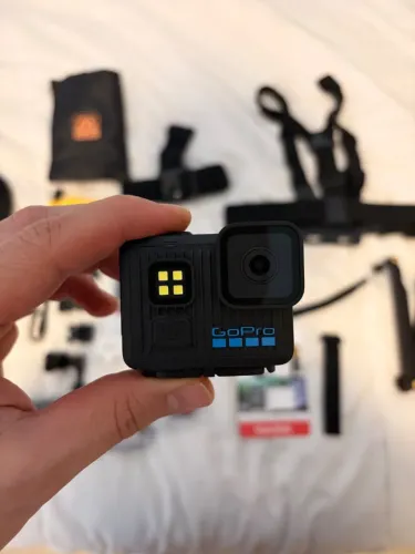 Gopro Hero 4K + Acessórios