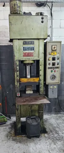 PRENSA HIDRÁULICA 300 TONELADAS