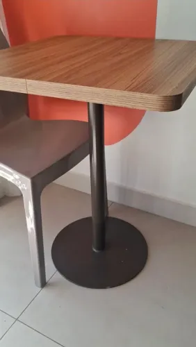 Mesa para restaurantes e cafeterias