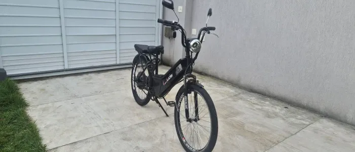 Bicicleta elétrica com baterias novas