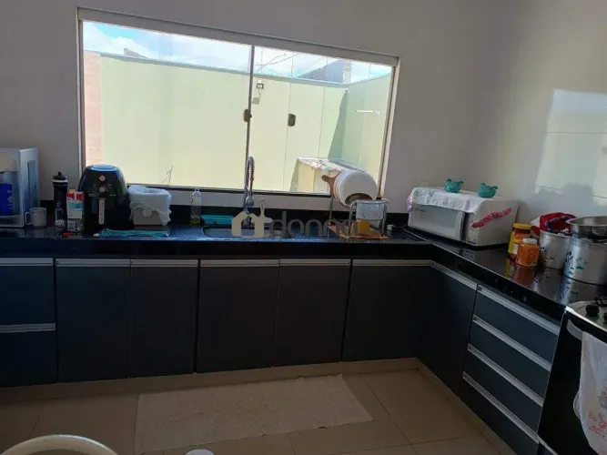 Casa à venda, 2 quartos, 2 suítes, 2 vagas, Parque das Laranjeiras - Uberaba/MG