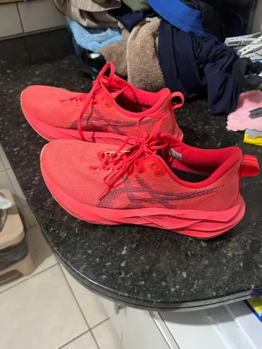 Asics novablast 5