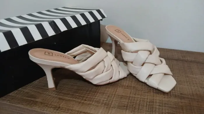 Sandália Shoes U em couro