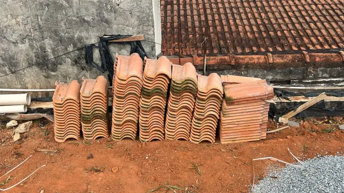 Telhas de Barro - Portuguesa