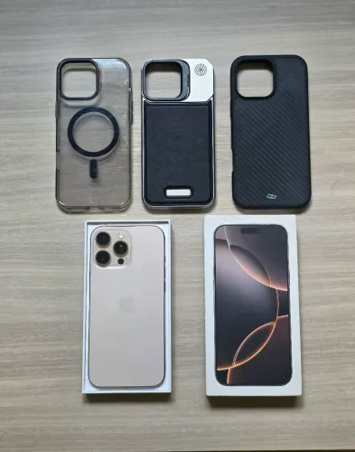 IPhone 16 Pro Max 256GB Desert completo