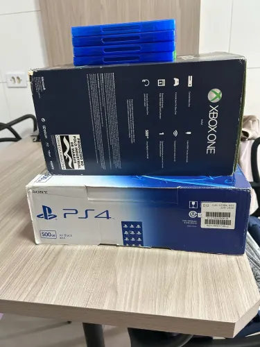 PlayStation 4 + Xbox one