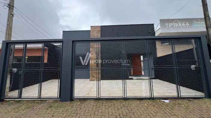 Casa comercial mobiliada para locação com 180 m² no bairro Guanabara