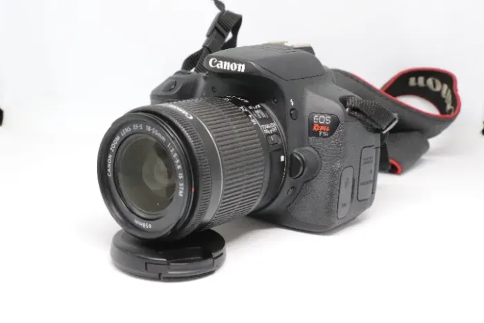 Canon Eos Rebel T5i + 18-55mm Stm 9k Clicks Full Hd Preto