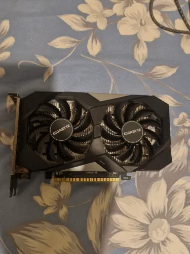 GTX 1650 4GB OC GIGABYTE