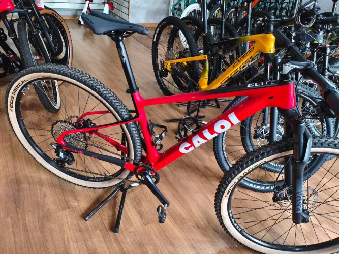 Caloi Elite Carbon Sport com Nota Fiscal.