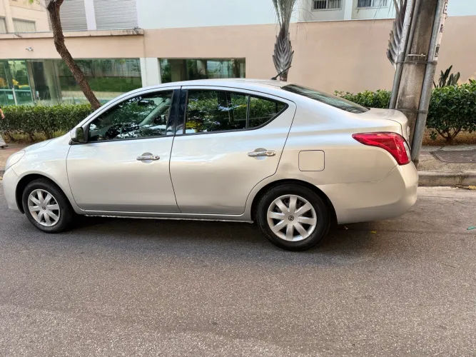 Nissan Versa SV 1.6 16V Flex Fuel 4P Mec. 2014
