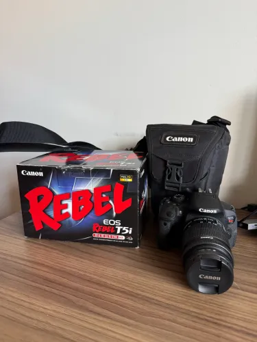 Canon Rebel T5i ZERO!! + acessórios