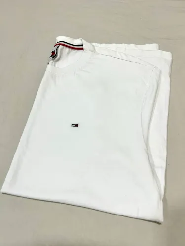 Camisa Tommy Hilfiger 70$