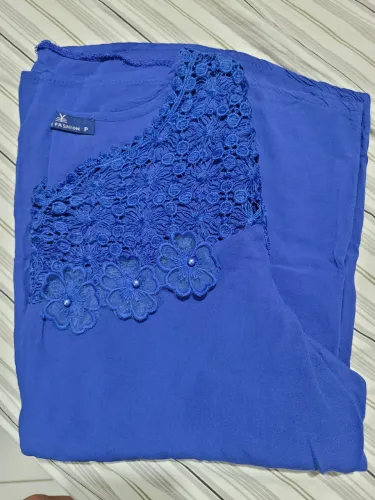 Blusa linda toda bordada Azul - Tamanho P
