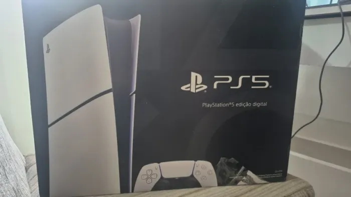 Playstation 5 Slim - NA CAIXA! NOVO e com garantia.