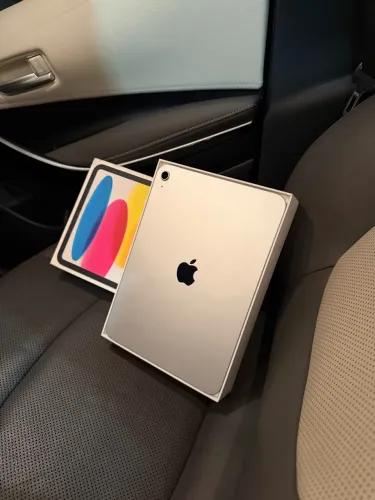 Ipad 11 128 GB com caixa e garantia Apple até 05/03/2027 ! Aceito cartão