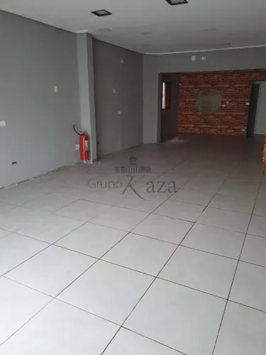 Oportunidade - Ponto Comercial - Jardim Oswaldo Cruz - 100m².