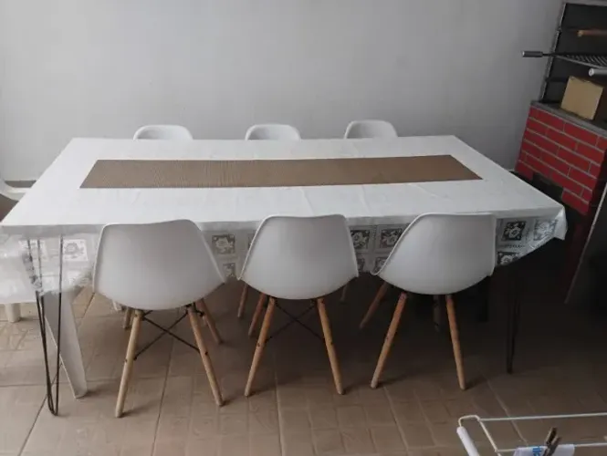 Mesa de jantar ou área Gourmet com 6 cadeiras