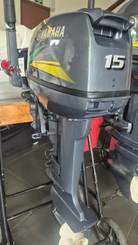 Motor 15 HP yamaha
