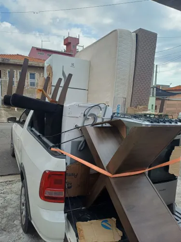 Frete carretos e pequenas mudanças 