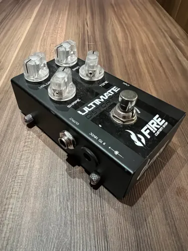 Pedal de Guitarra Fire Ultimate Distortion