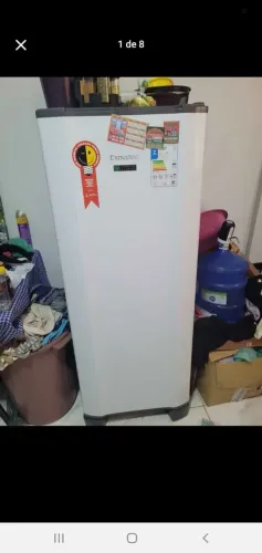 Vendo geladeira Esmaltec inverter