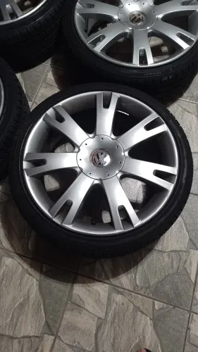 Rodas 20 Multi furos pneus novos