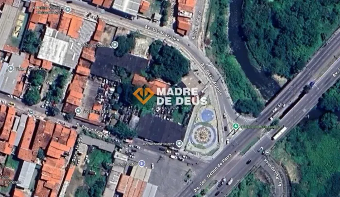 Aréa Comercial de Esquina à Venda - 7.476 m² em localização estratégica de Fortaleza