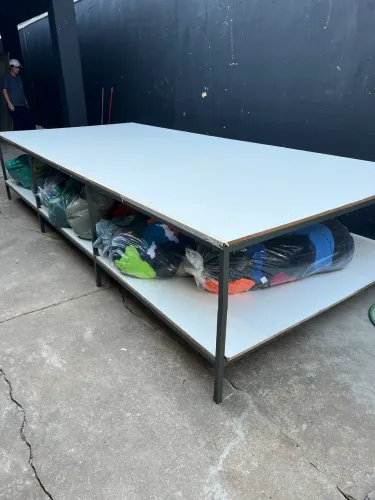 Vendo mesa de corte