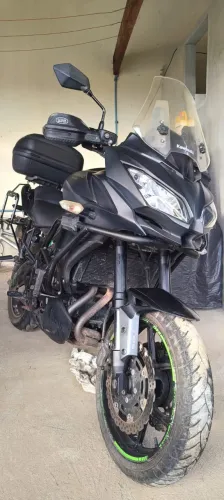 Kawazaki Versys 650 - dispensa comentários.