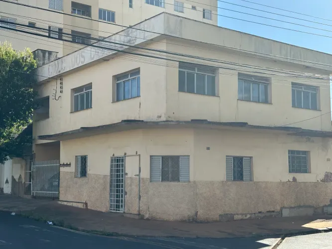 Vendo Sobrado Bairro Martins