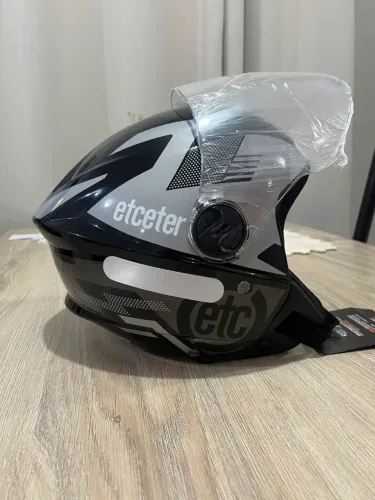 Capacete "Novo" tam.60
