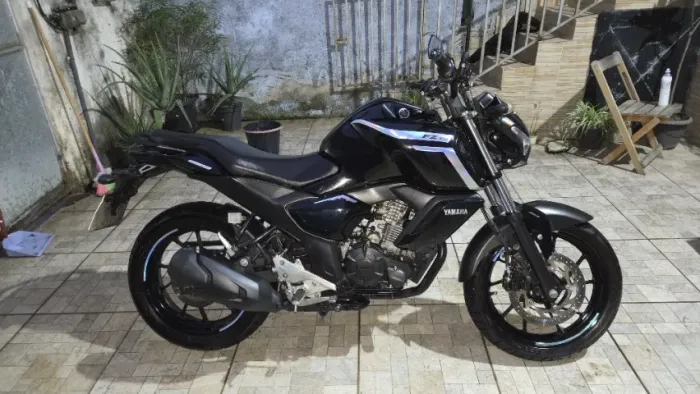 Yamaha Fz15
