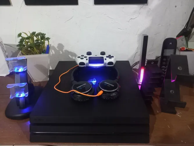Troco PlayStation 4 PRO por PC gamer