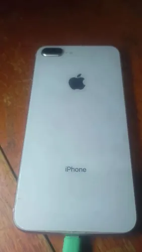iPhone 8 plus 