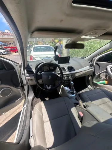 Renault Fluence Sedan Privilège 2.0 16V Flex AUT 2014