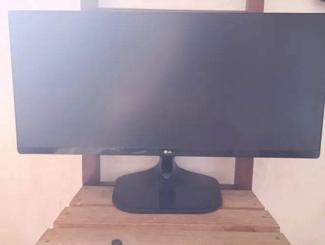 Monitor LG ultra wide 25 polegadas 