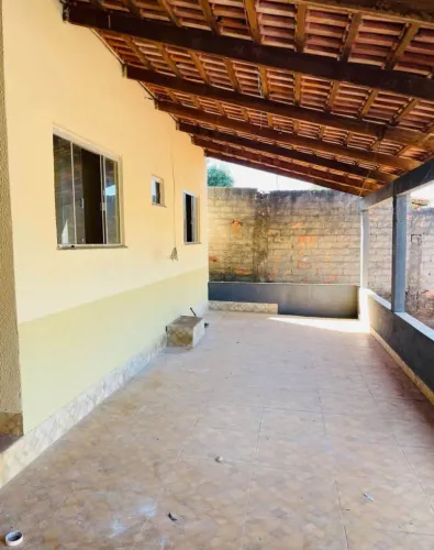 10- CASA NO SÃO CRISTÓVÃO