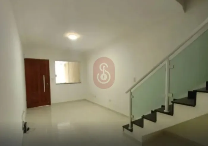 Sobrado à venda na Vila Carrão com 110 m², 3 dormitórios, 2 vagas.