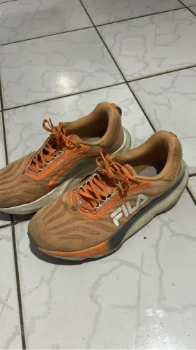 Tênis corrida (fila float max 2)