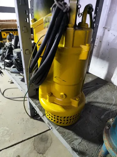 Bomba submersivel trif