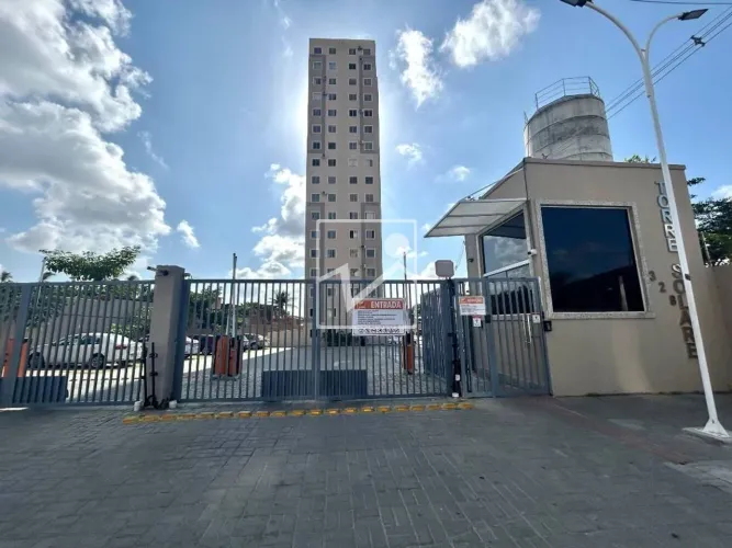 Apartamento com 2 dormitórios para alugar, 45 m² por R$ 1.686,00/mês - Mondubim - Fortalez