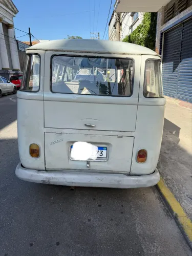 Volkswagen Kombi Standard/ Luxo/ Serie Prata 1976