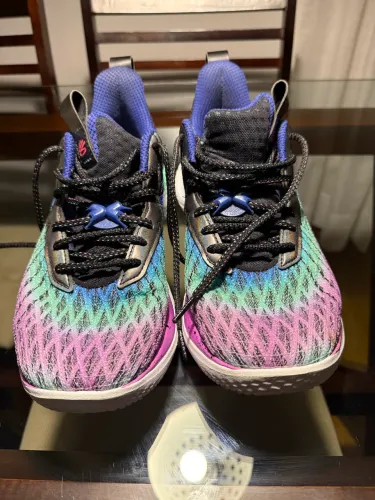 Tênis UNDER ARMOUR CURRY 10 NL tam. 41