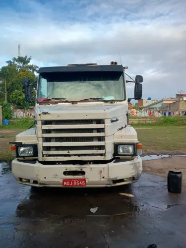 Scania 113 95 (câmbio 8 velocidades)