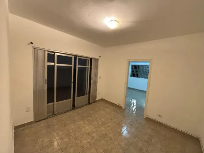 casa para locação, próximo a praça Silvio Romero